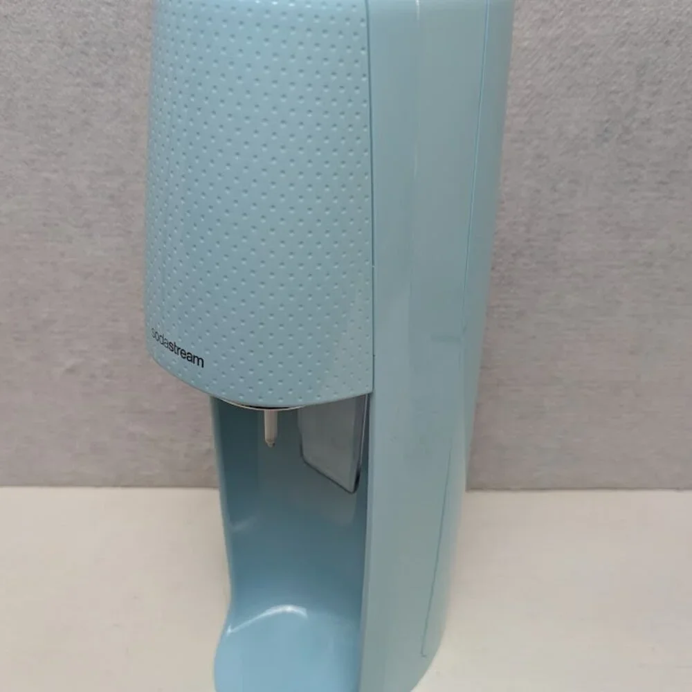 Sodastream Fizzi Blue Soda Sparkling Water Machine SPT-001 + Empty CO2 Cylinder - Picture 3 of 12